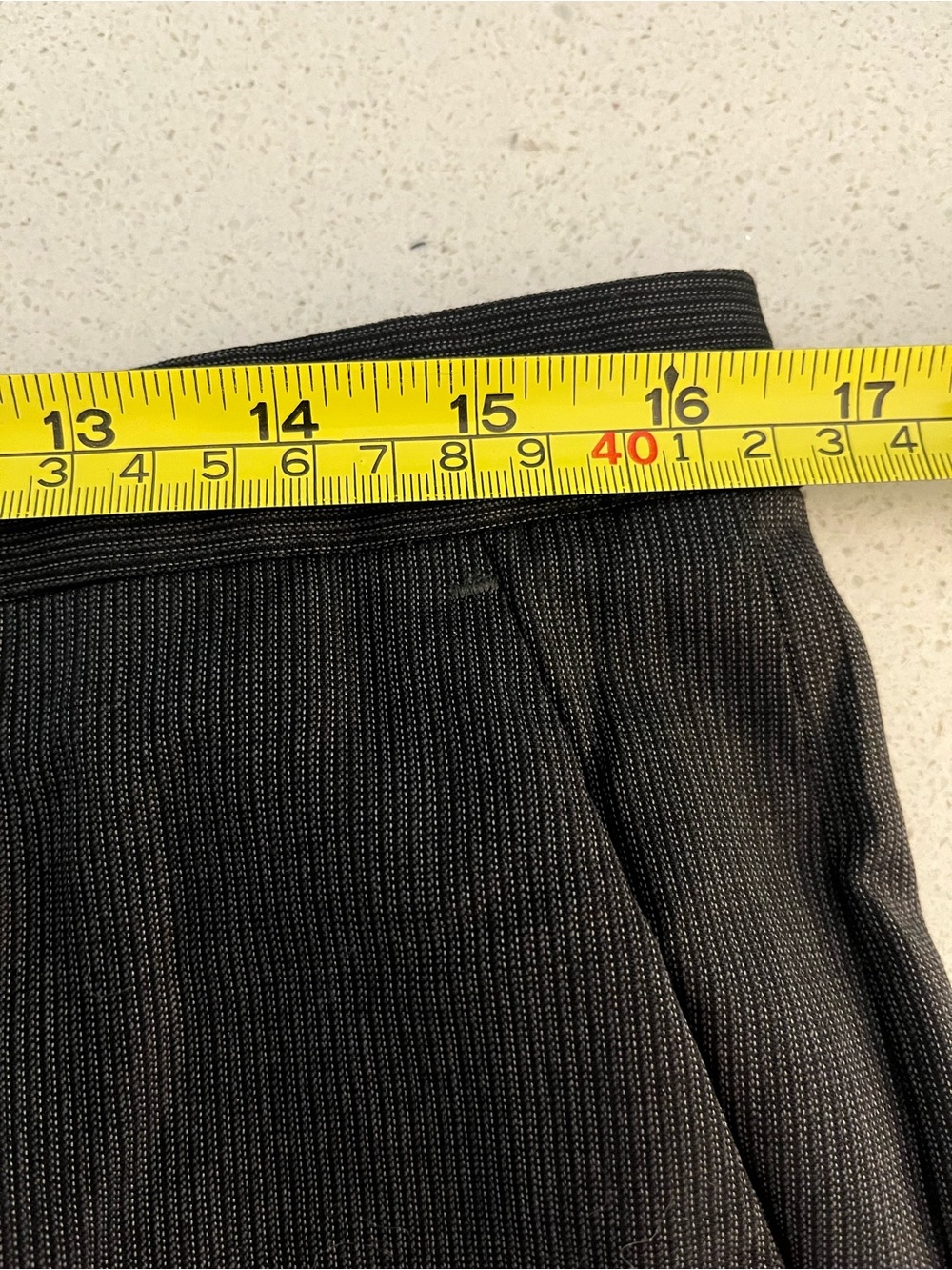 Hugo Boss Dress Pants, Charcoal. VGUC. 100% Virgin Wool waist 32” inseam 31” - Picture 16 of 16